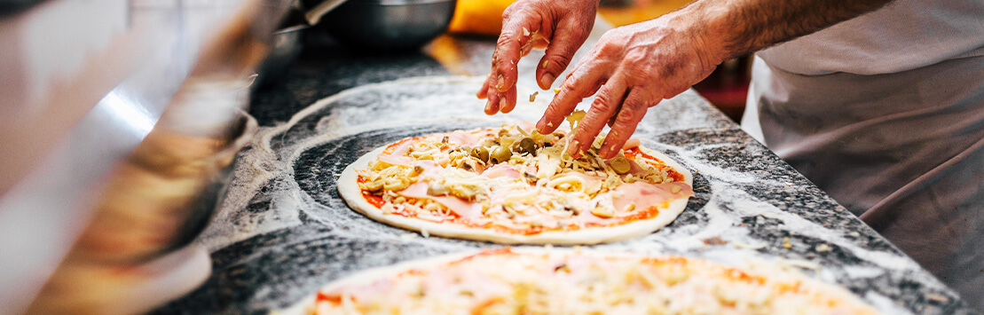 Why Does Pizza Make Me Thirsty? Uncover the Secrets!