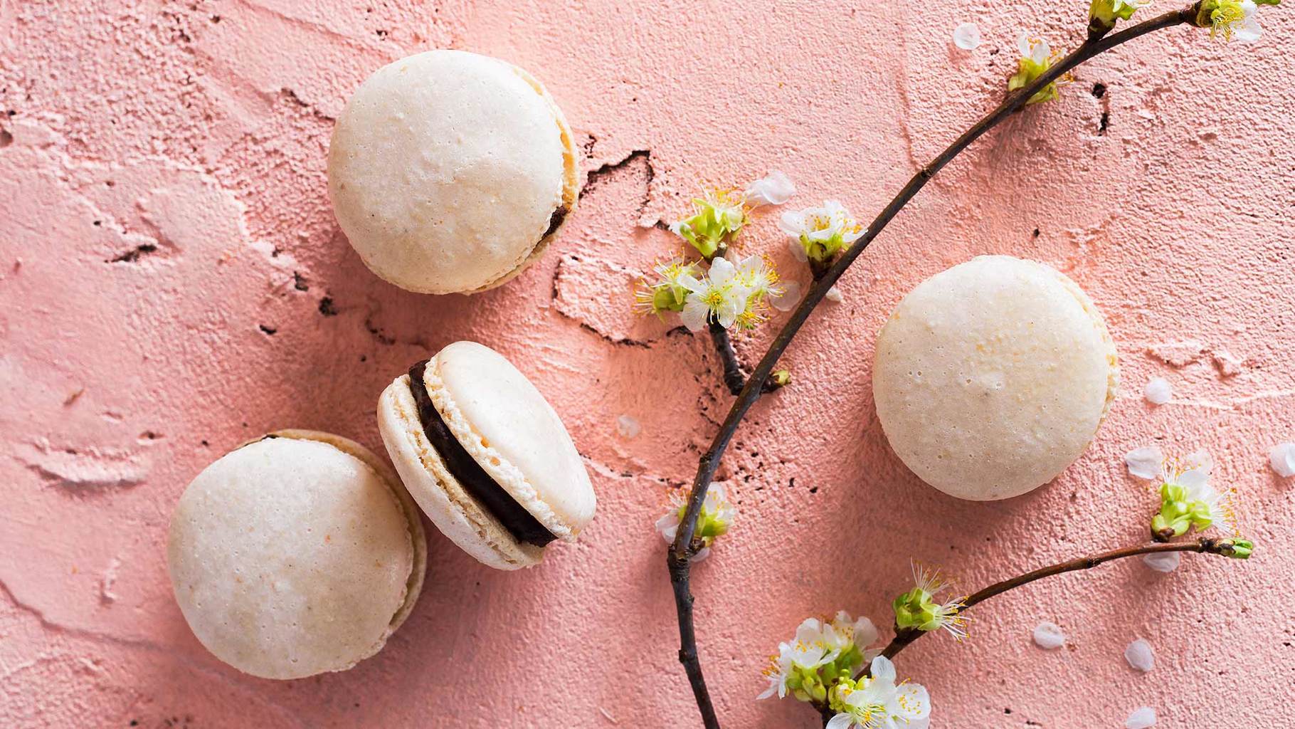 Schokoladen-Kirsch-Macarons | Kenwood Club