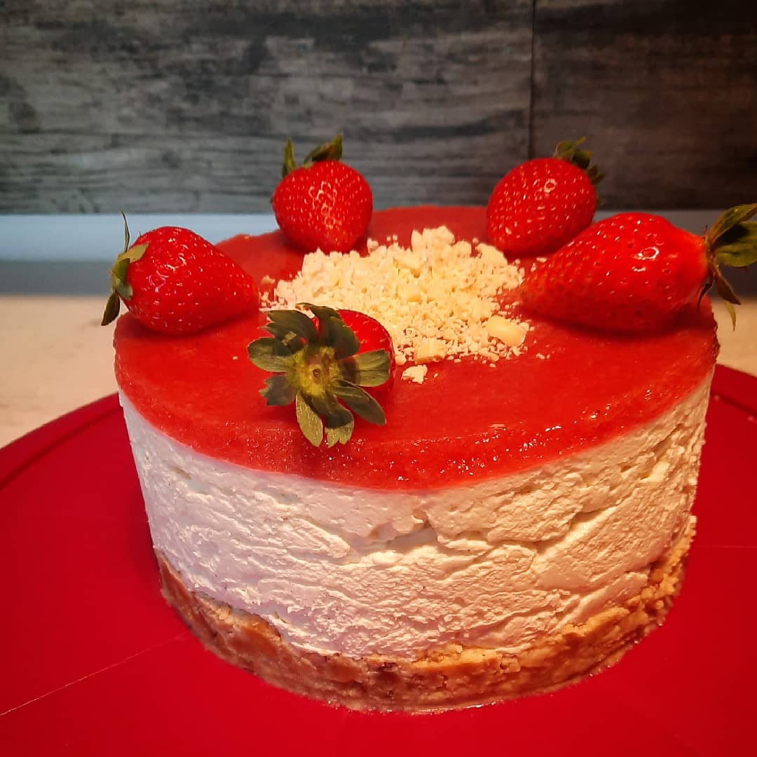 Spaghetti-Eis-Torte mit spanischem Holundersirup. | Kenwood Club