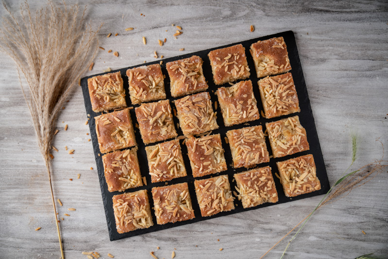 Klassischer Butterkuchen Rezept: super saftig Butterkuchen | Kenwood Club