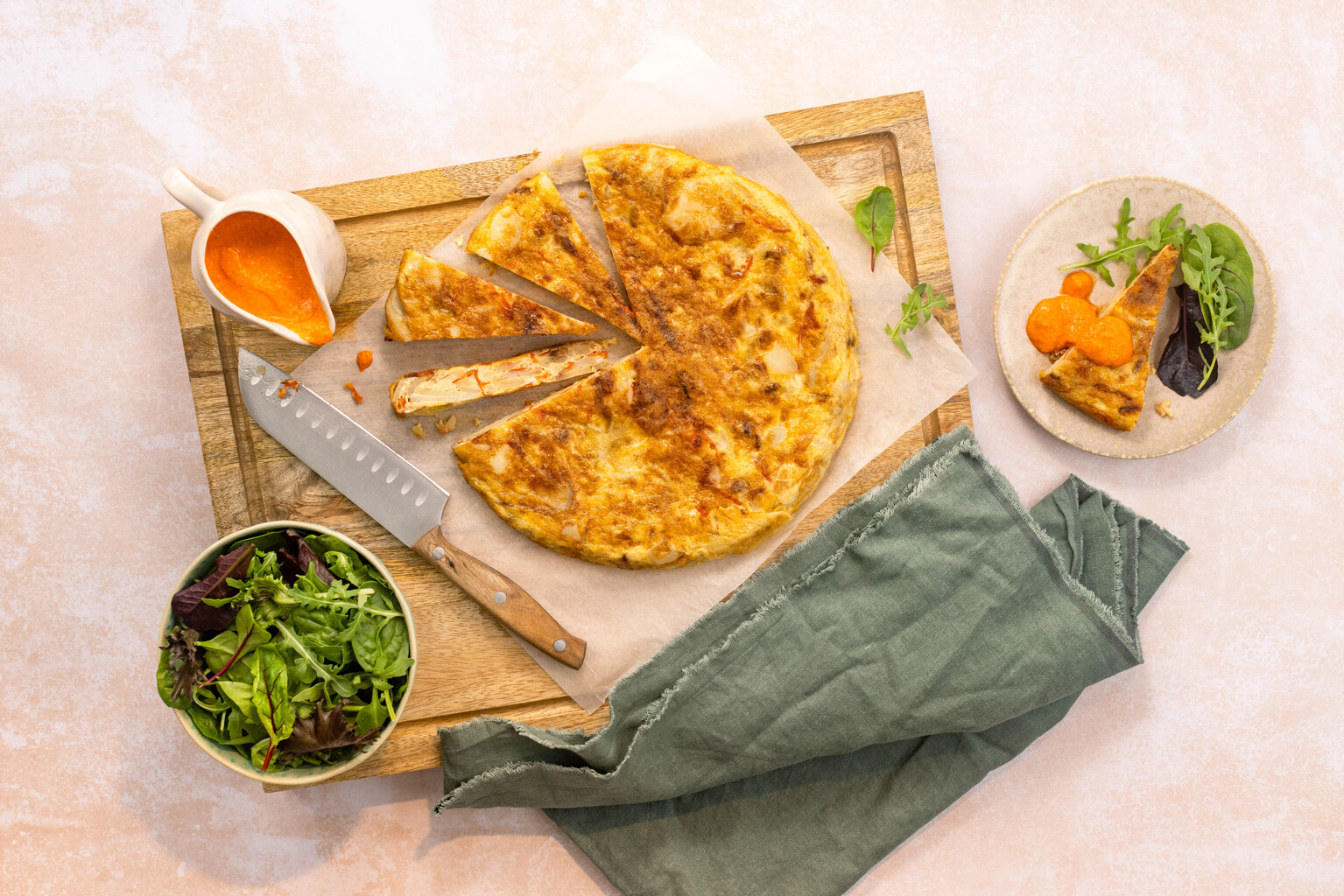 Spanische Tortilla mit rotem Paprika-Feta-Dip | Kenwood Club