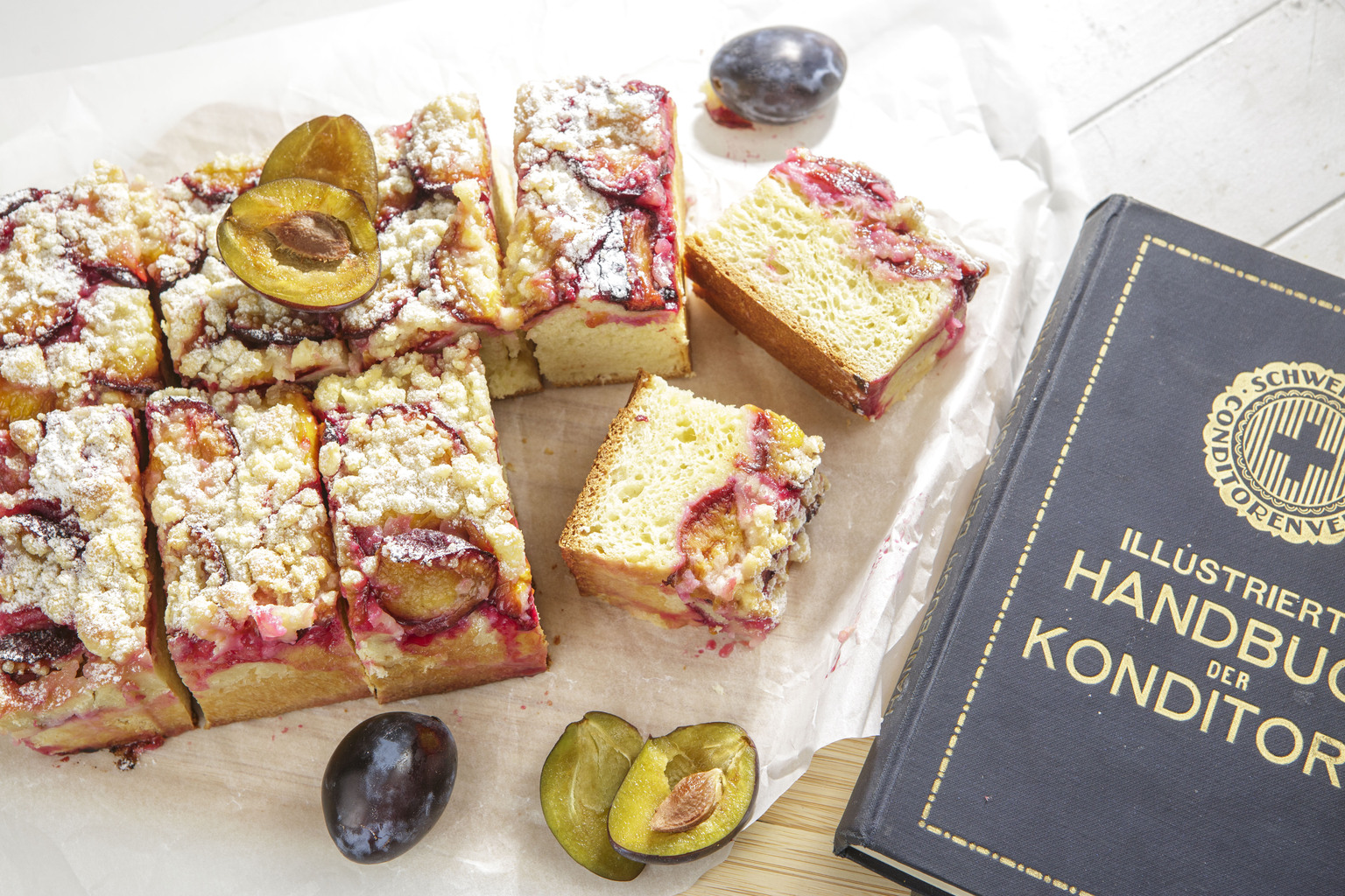 Zwetschgen-Streuselkuchen mit Hefeteig | Kenwood Club