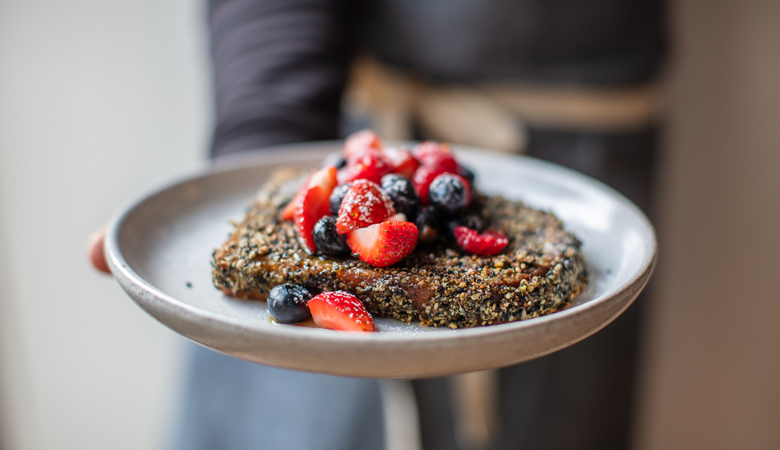 French Toast vegano con frutti di bosco