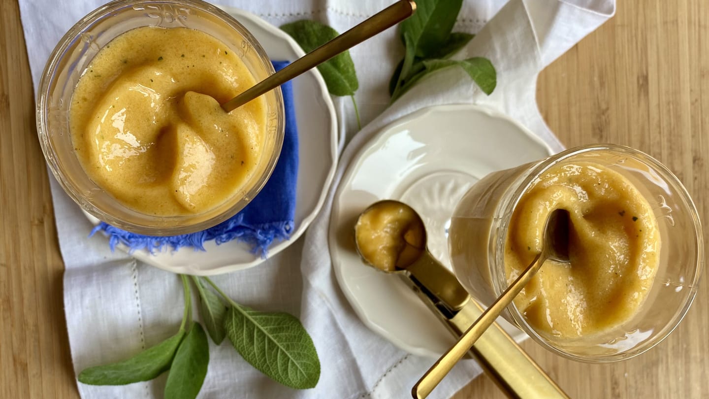 Sorbetto orangino al profumo di salvia